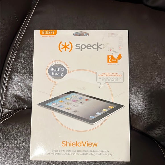 Speck ShieldView Screen Protectors for iPad 2 / iPad 3rd Gen – 2 Pack – GLOSSY - Picture 1 of 8